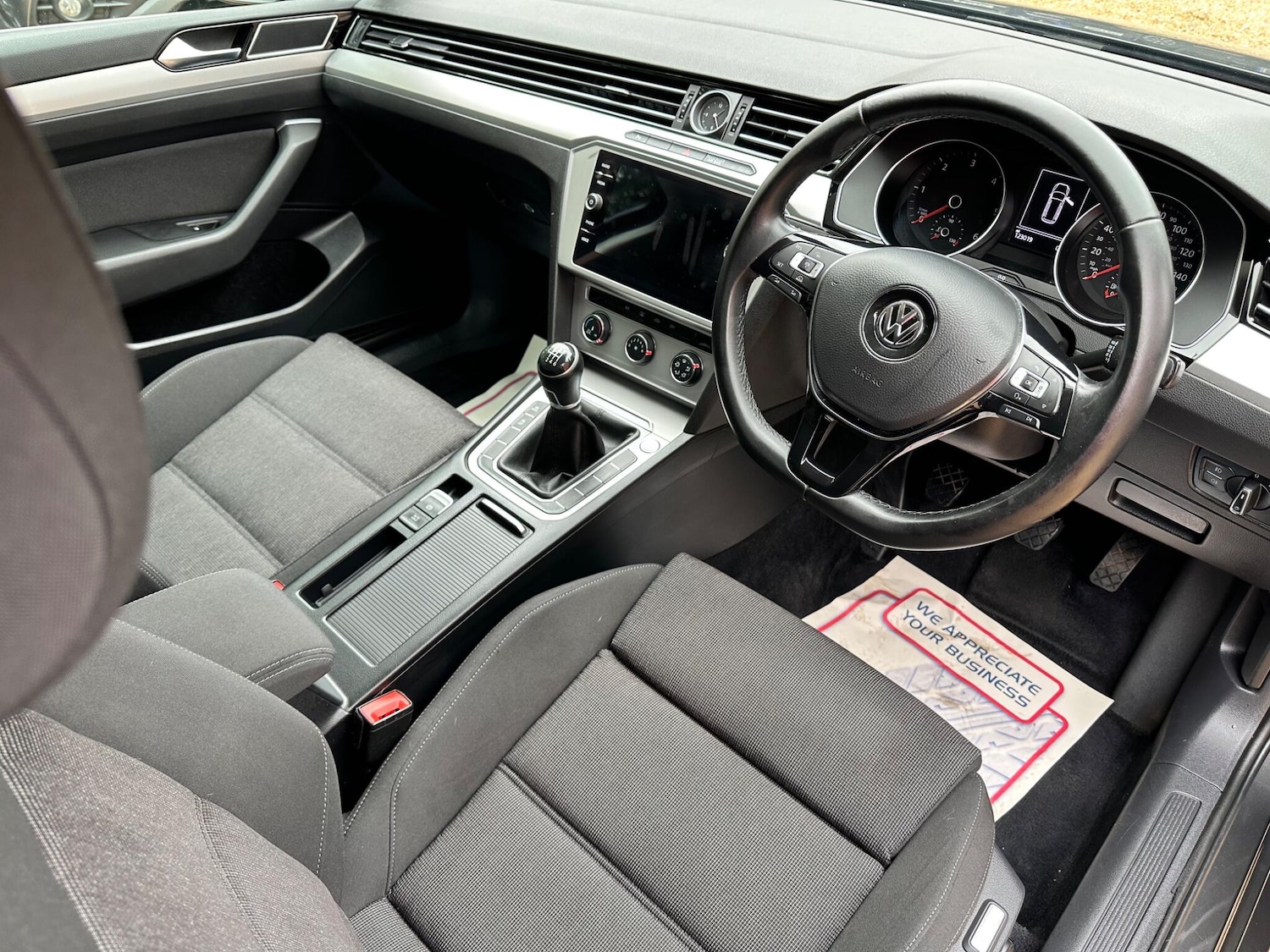 Used Volkswagen Passat 2017 for sale - 76991789: Photo 11