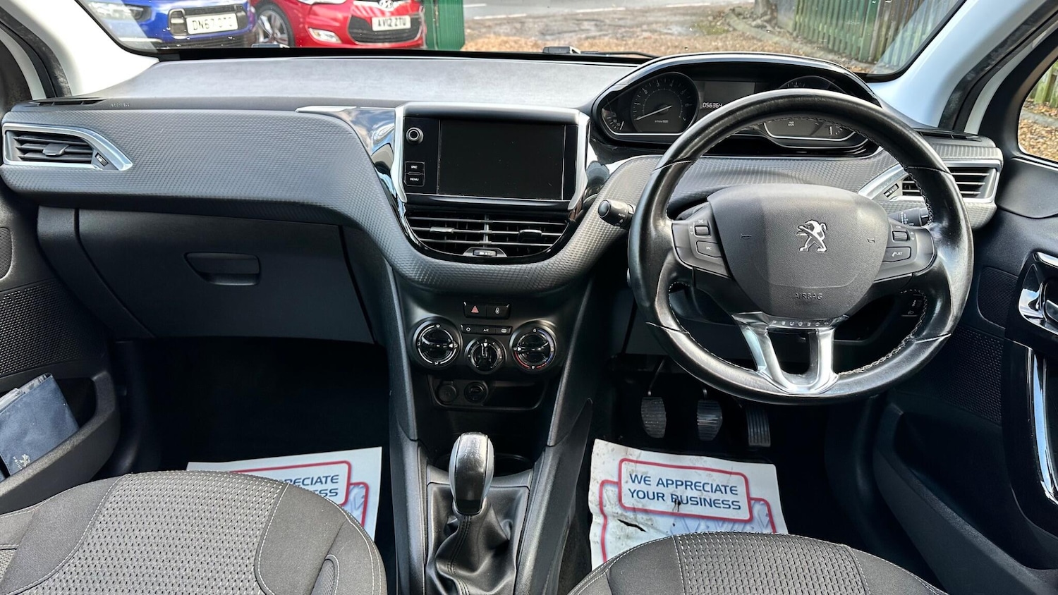 Used Peugeot 208 2017 for sale - 76952399: Photo 12