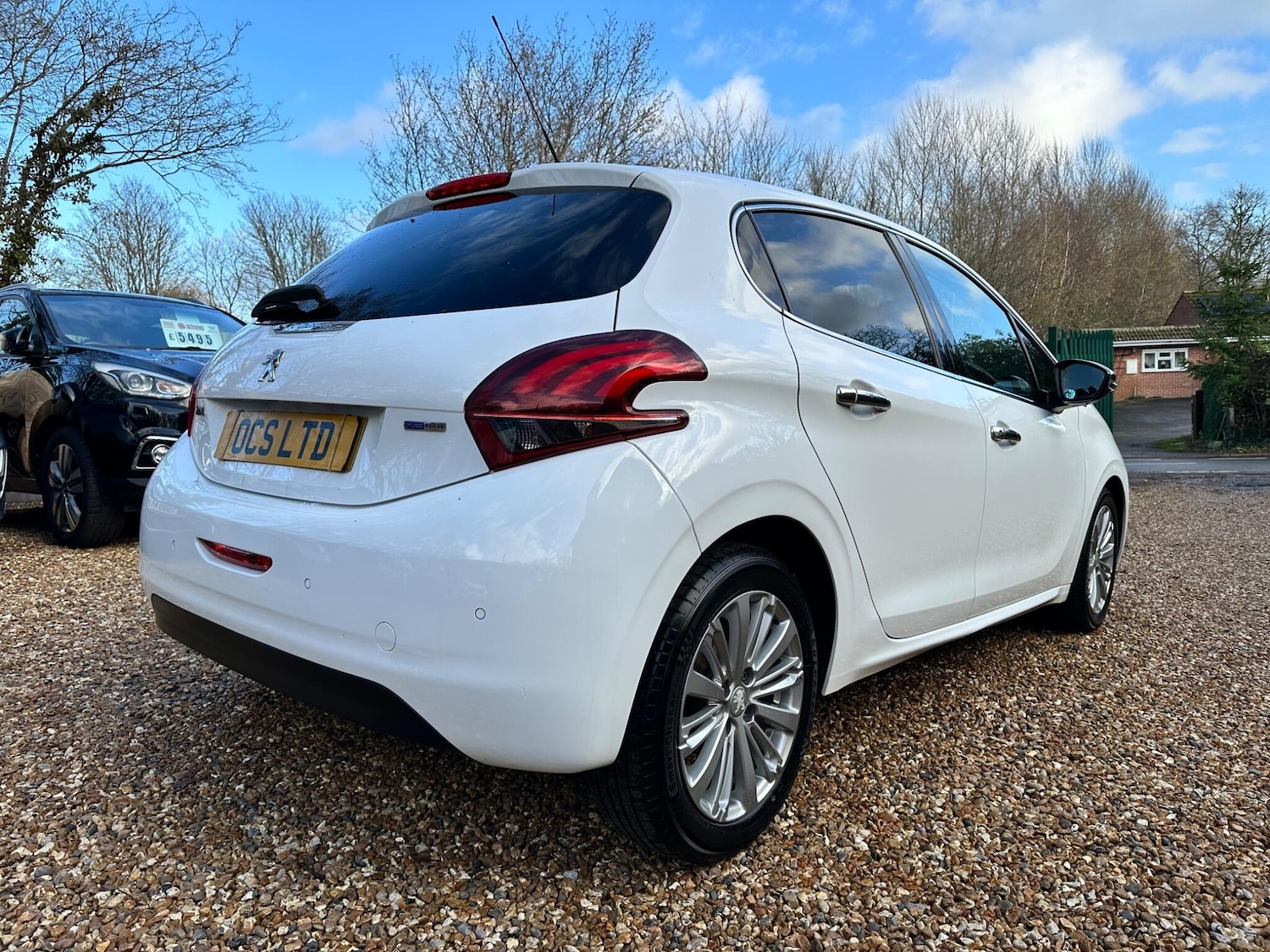 Used Peugeot 208 2017 for sale - 76952399: Photo 4