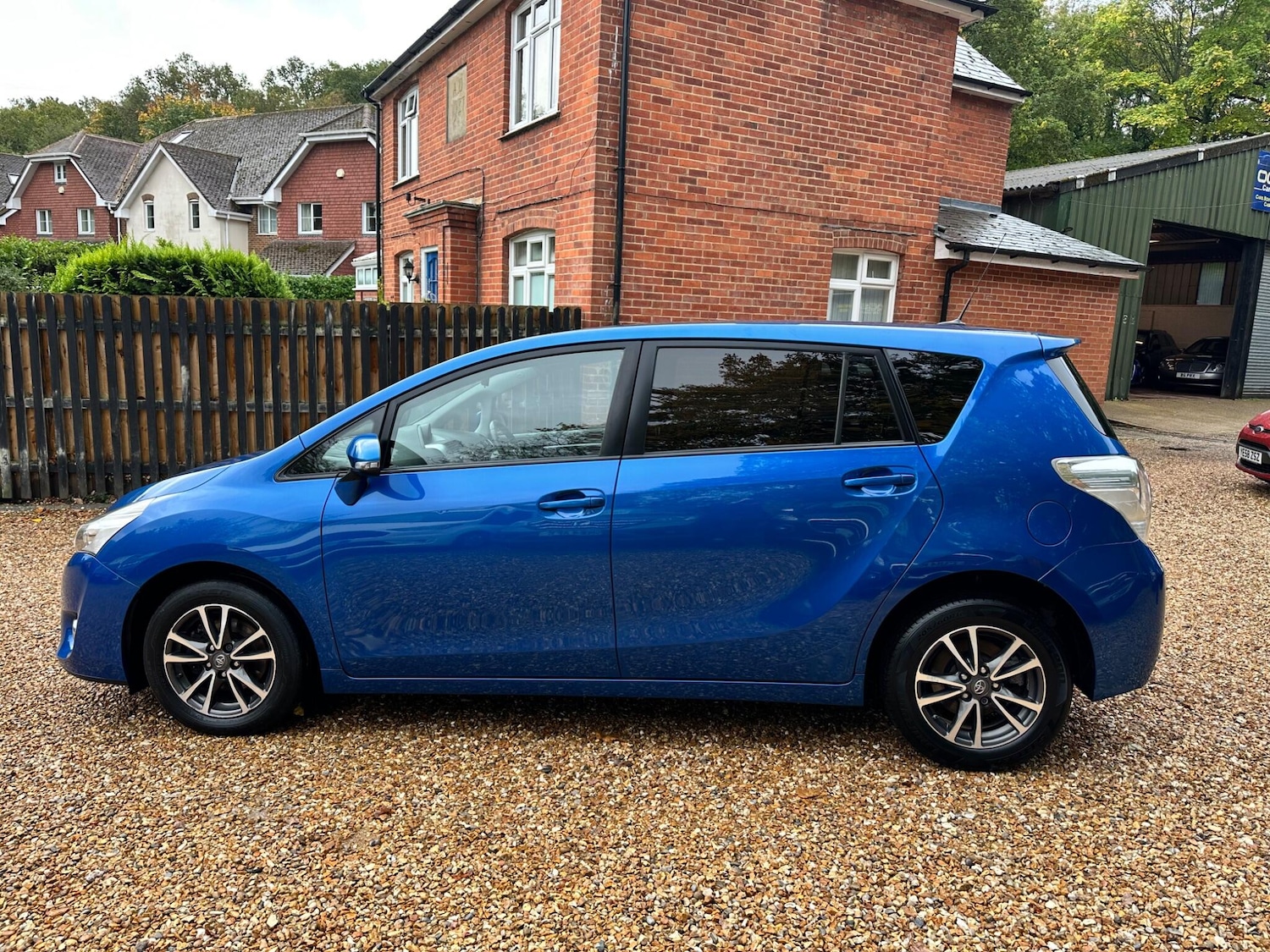 Used Toyota Verso 2014 for sale - 76327095: Photo 7