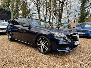 Used Mercedes-Benz E Class 2015 for sale - 76689358: Photo
