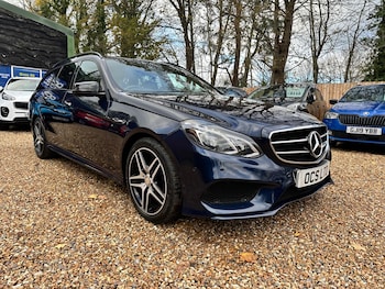 Used Mercedes-Benz E Class 2015 for sale - 76689358: Photo