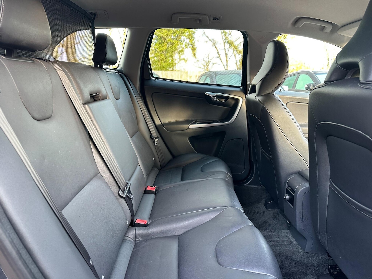 Used Volvo XC60 2014 for sale - 77074940: Photo 17