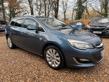 2013 (13) - 1.7 CDTi 16V ecoFLEX 130 SE 5dr [Start Stop]