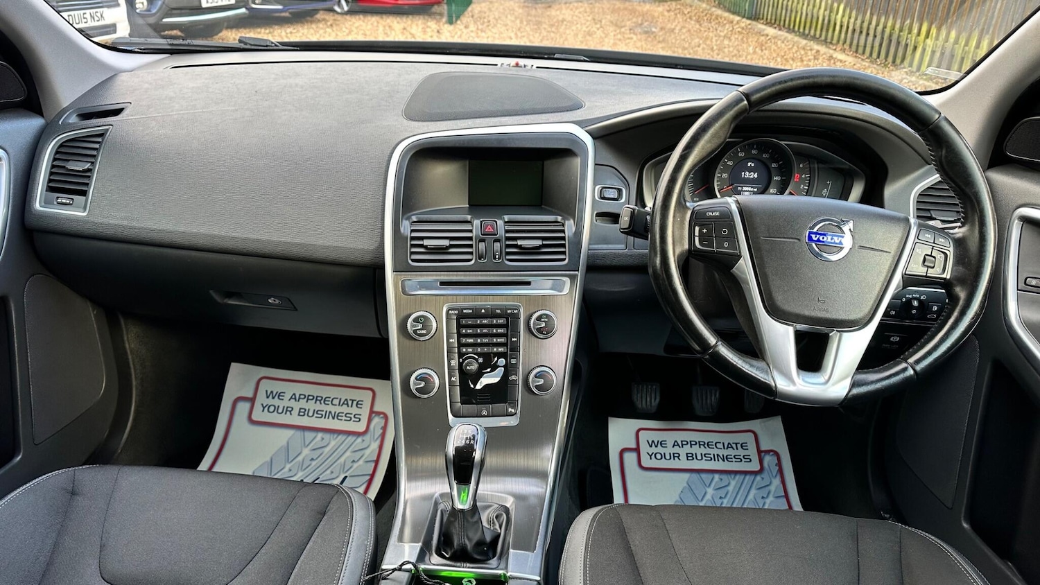 Used Volvo XC60 2014 for sale - 77081624: Photo 12