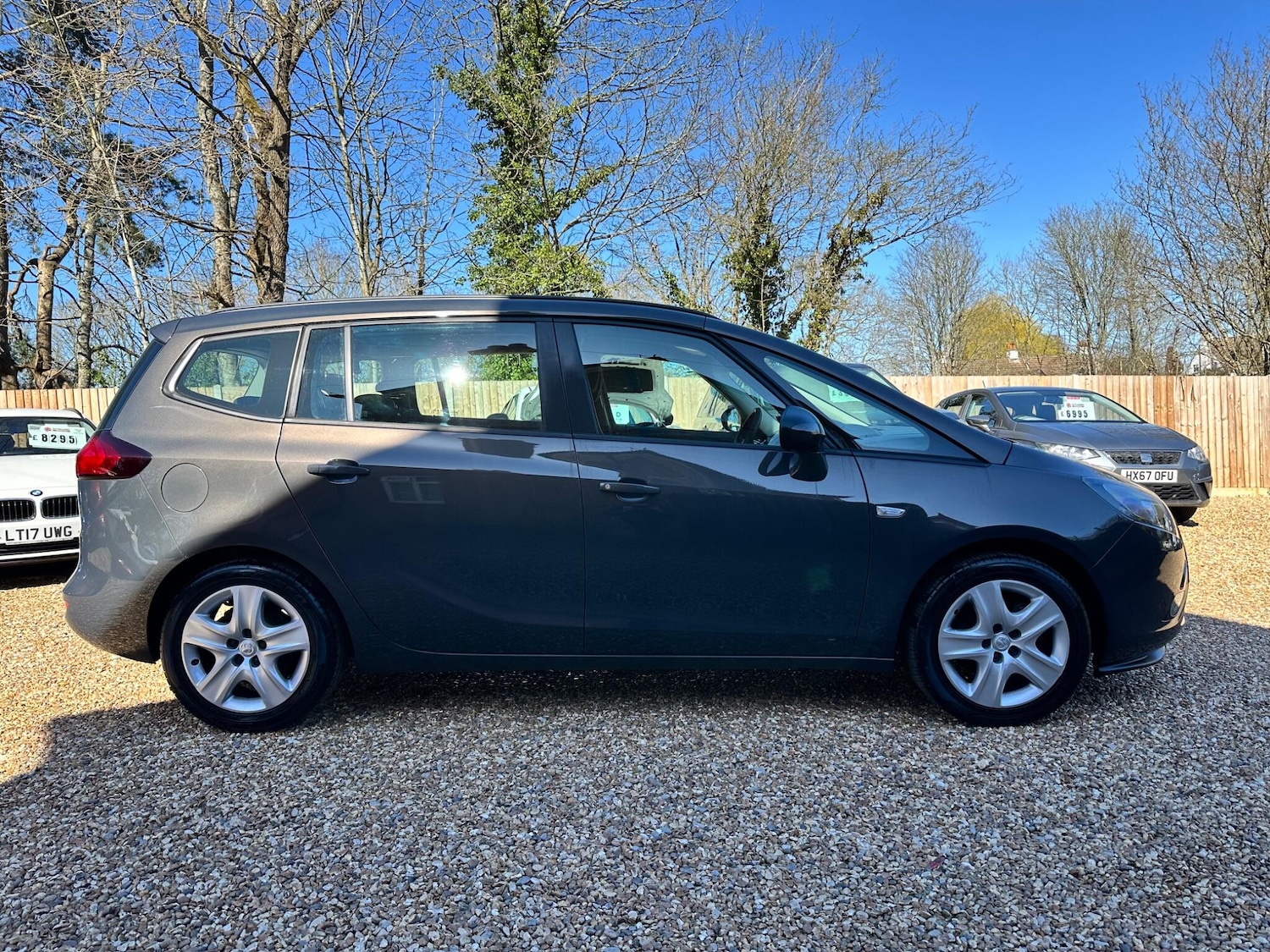 Used Vauxhall Zafira Tourer for sale - 77957987: Photo 3