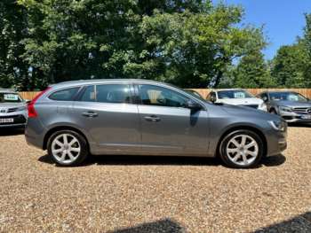 Used Volvo V60 2017 for sale - 75023620: Photo