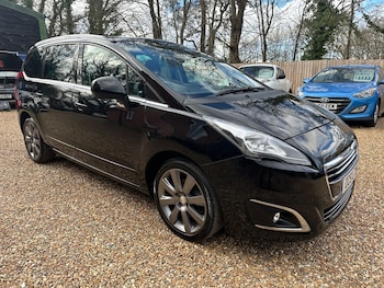 Used Peugeot 5008 2016 for sale - 77824294: Photo