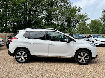Used Peugeot 2008 2015 for sale - 78741105: Photo