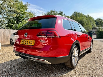 Used Volkswagen Golf 2016 for sale - 79278975: Photo