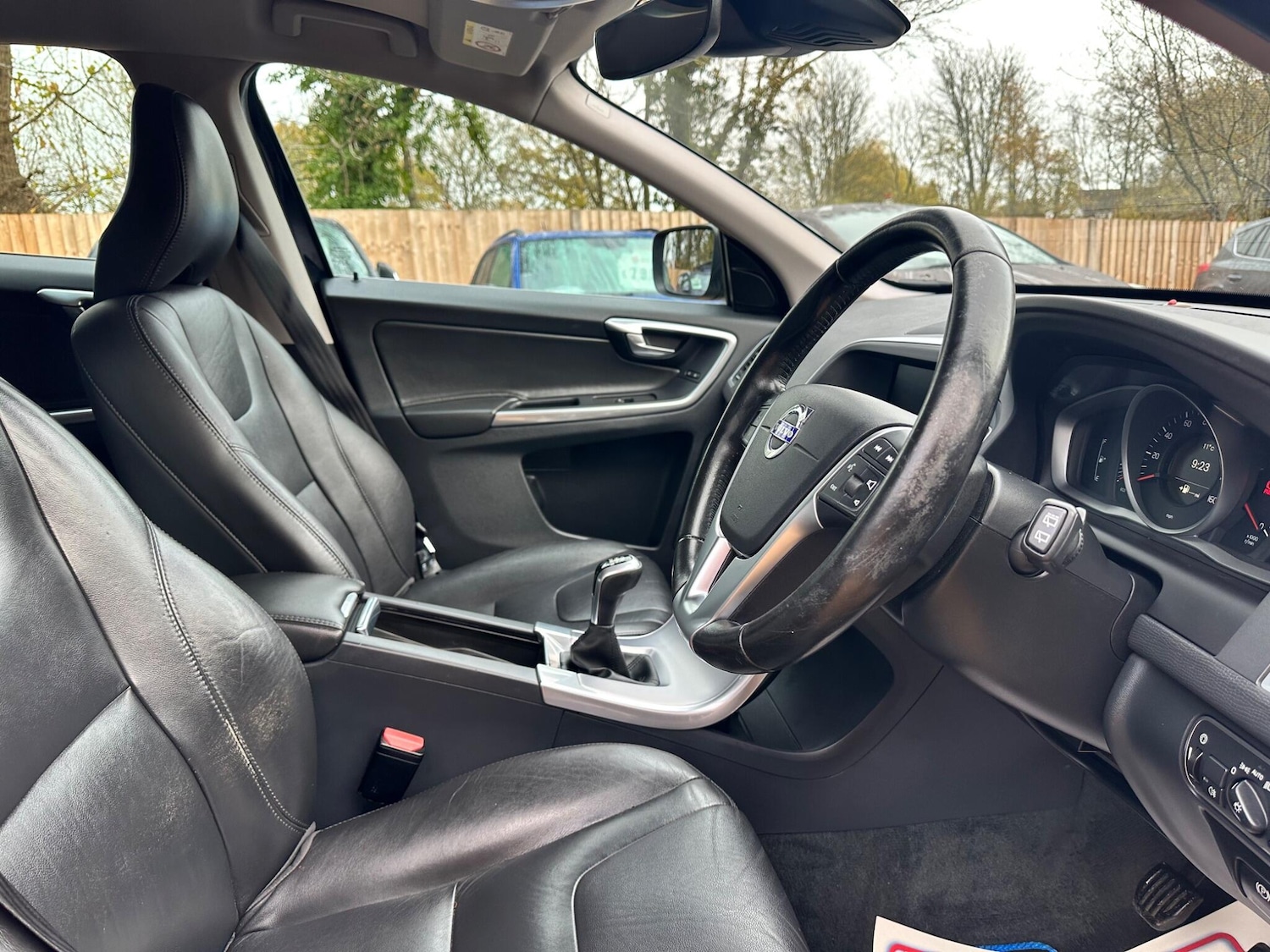 Used Volvo XC60 2017 for sale - 76727115: Photo 10