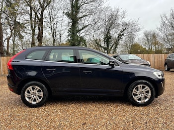 Used Volvo XC60 2017 for sale - 76727115: Photo