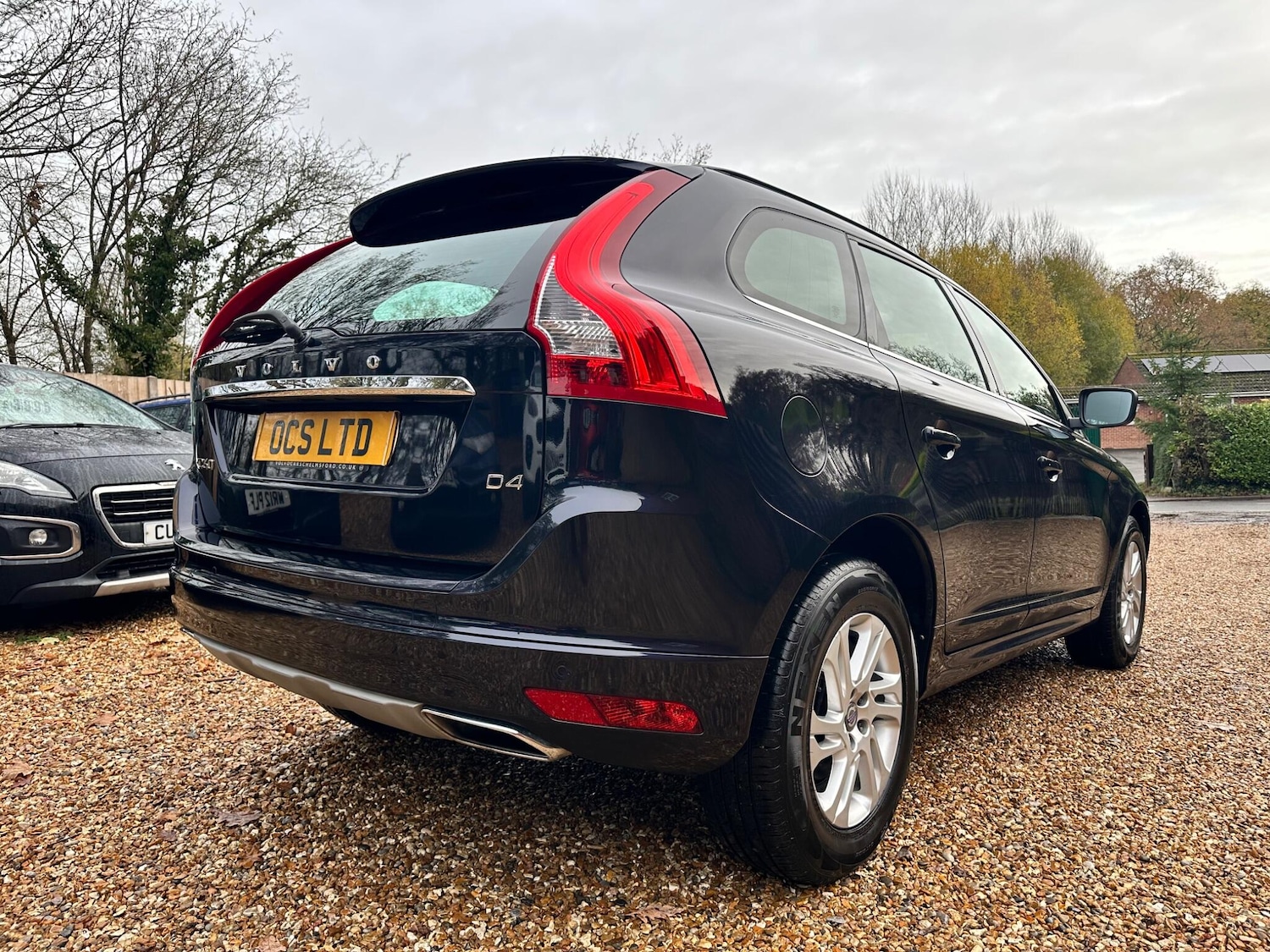 Used Volvo XC60 2017 for sale - 76727115: Photo 4