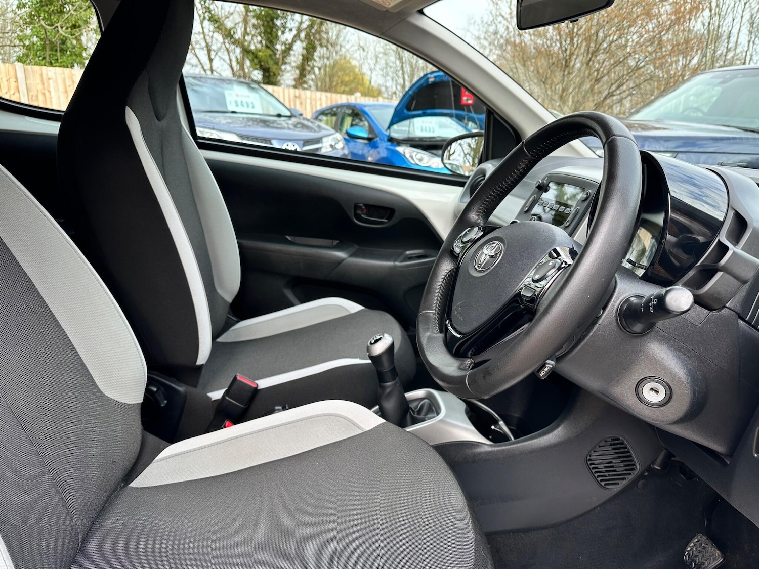 Used Toyota AYGO 2015 for sale - 77737969: Photo 10