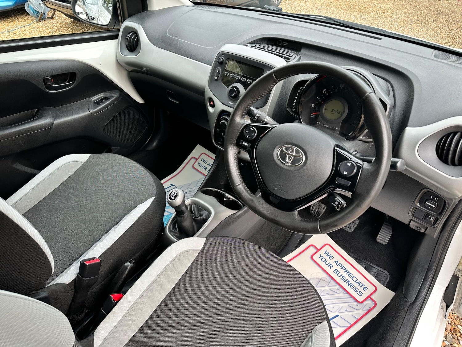 Used Toyota AYGO 2015 for sale - 77737969: Photo 11