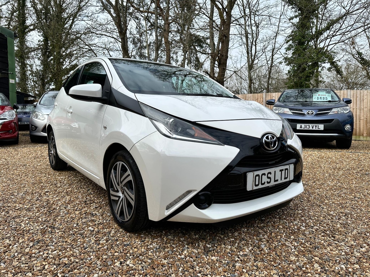 Used Toyota AYGO 2015 for sale - 77737969: Photo 2