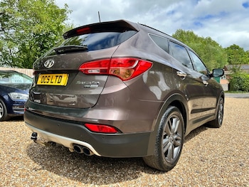 Used Hyundai Santa Fe 2014 for sale - 78662357: Photo