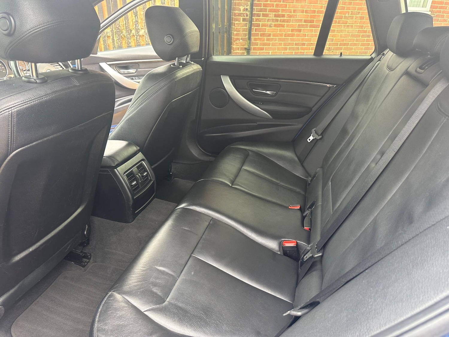 Used BMW 3 Series 2016 for sale - 77537454: Photo 10