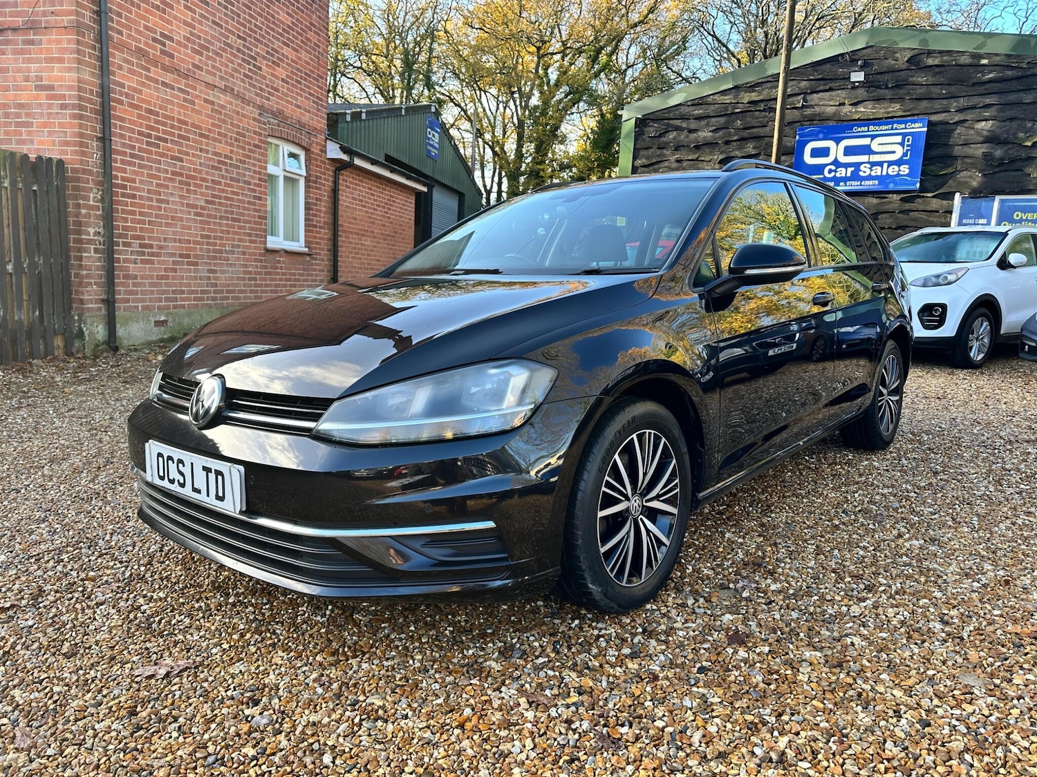 Used Volkswagen Golf 2017 for sale - 76765784: Photo 8