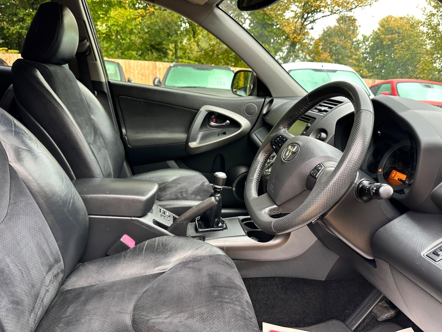 Used Toyota RAV4 2012 for sale - 76152157: Photo 10