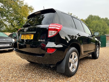 Used Toyota RAV4 2012 for sale - 76152157: Photo 4