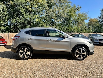 Used Nissan Qashqai 2015 for sale - 79520683: Photo