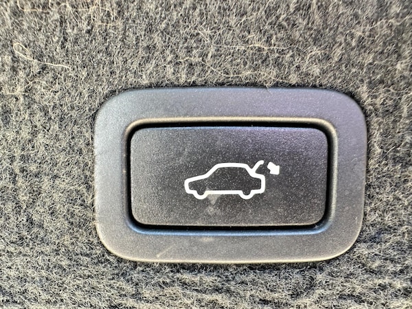 Used Volvo XC70 2012 for sale - 75040941: Photo 22