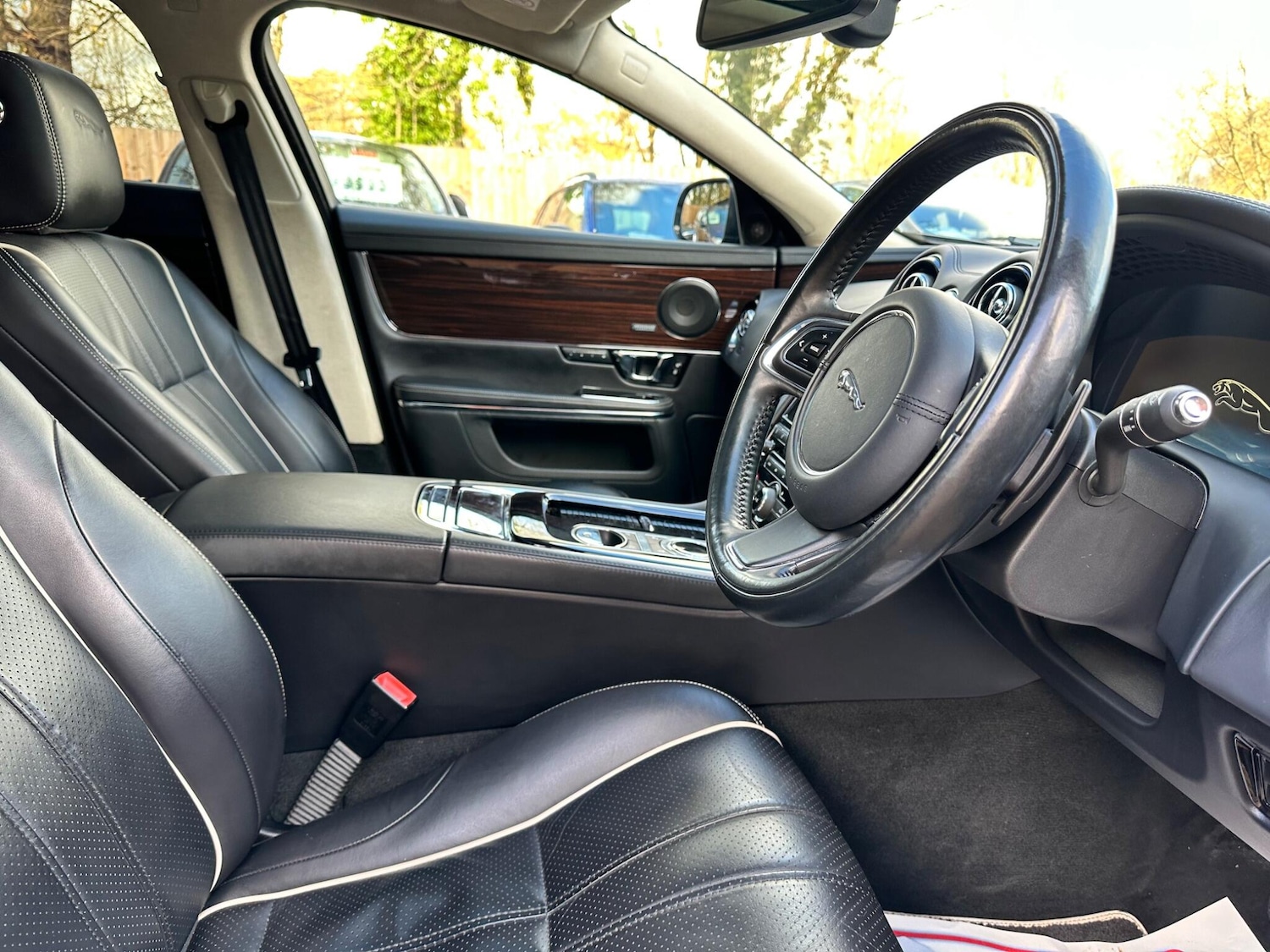 Used Jaguar XJ 2014 for sale - 76781018: Photo 10