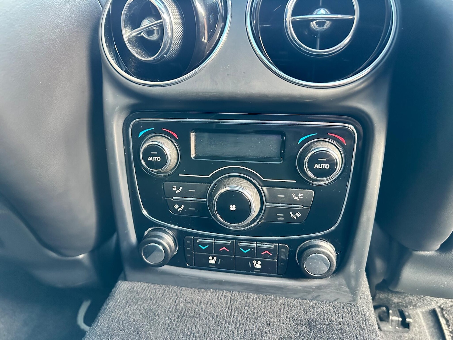 Used Jaguar XJ 2014 for sale - 76781018: Photo 21