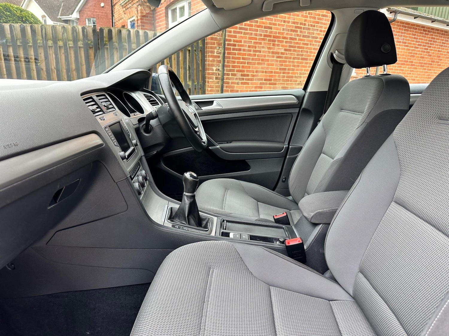 Used Volkswagen Golf 2016 for sale - 78099953: Photo 16