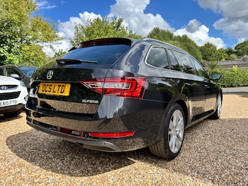 Used Skoda Superb 2017 for sale - 75883287: Photo