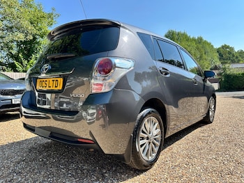 Used Toyota Verso 2018 for sale - 79158598: Photo
