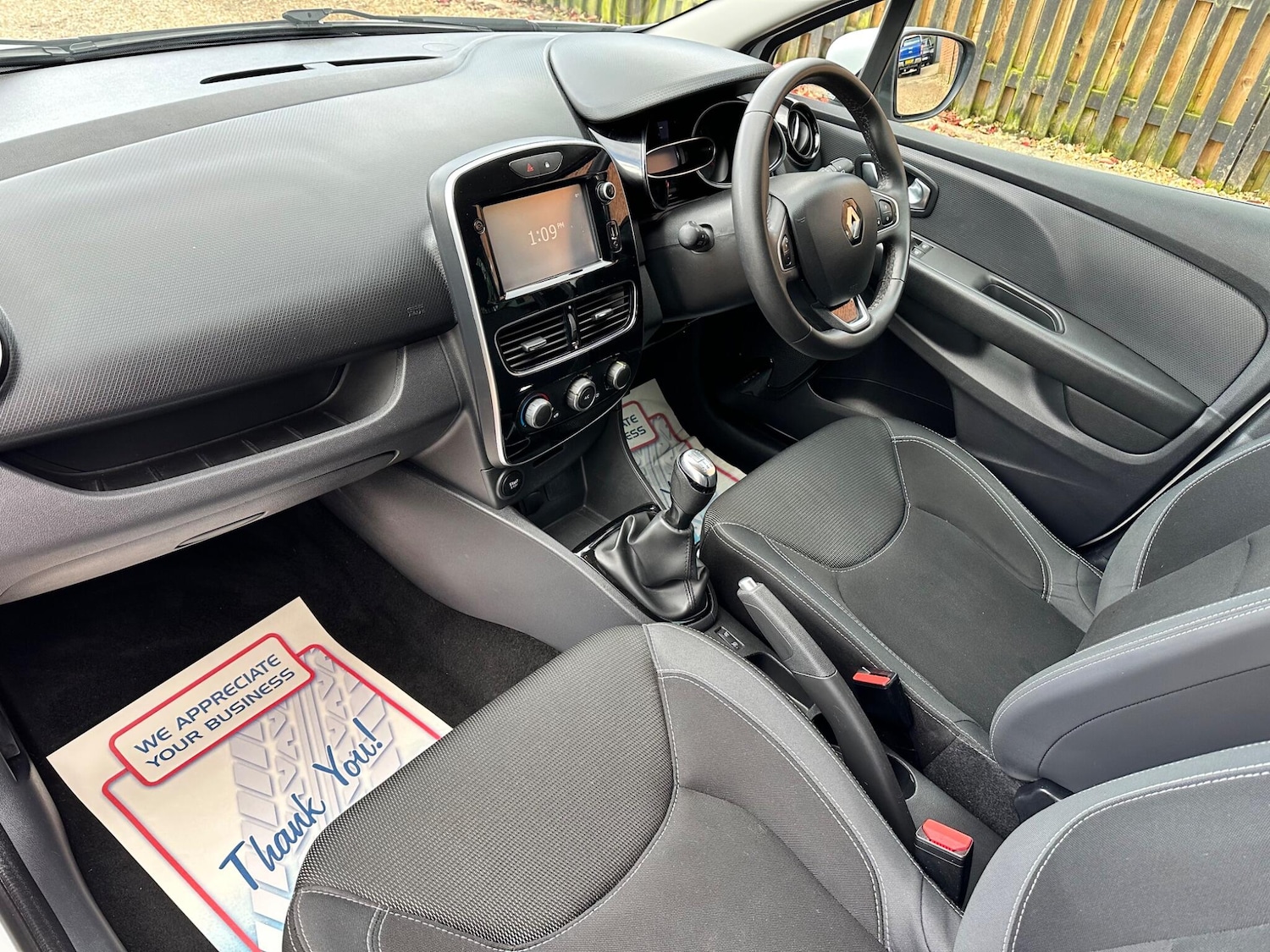 Used Renault Clio 2018 for sale - 78034736: Photo 15