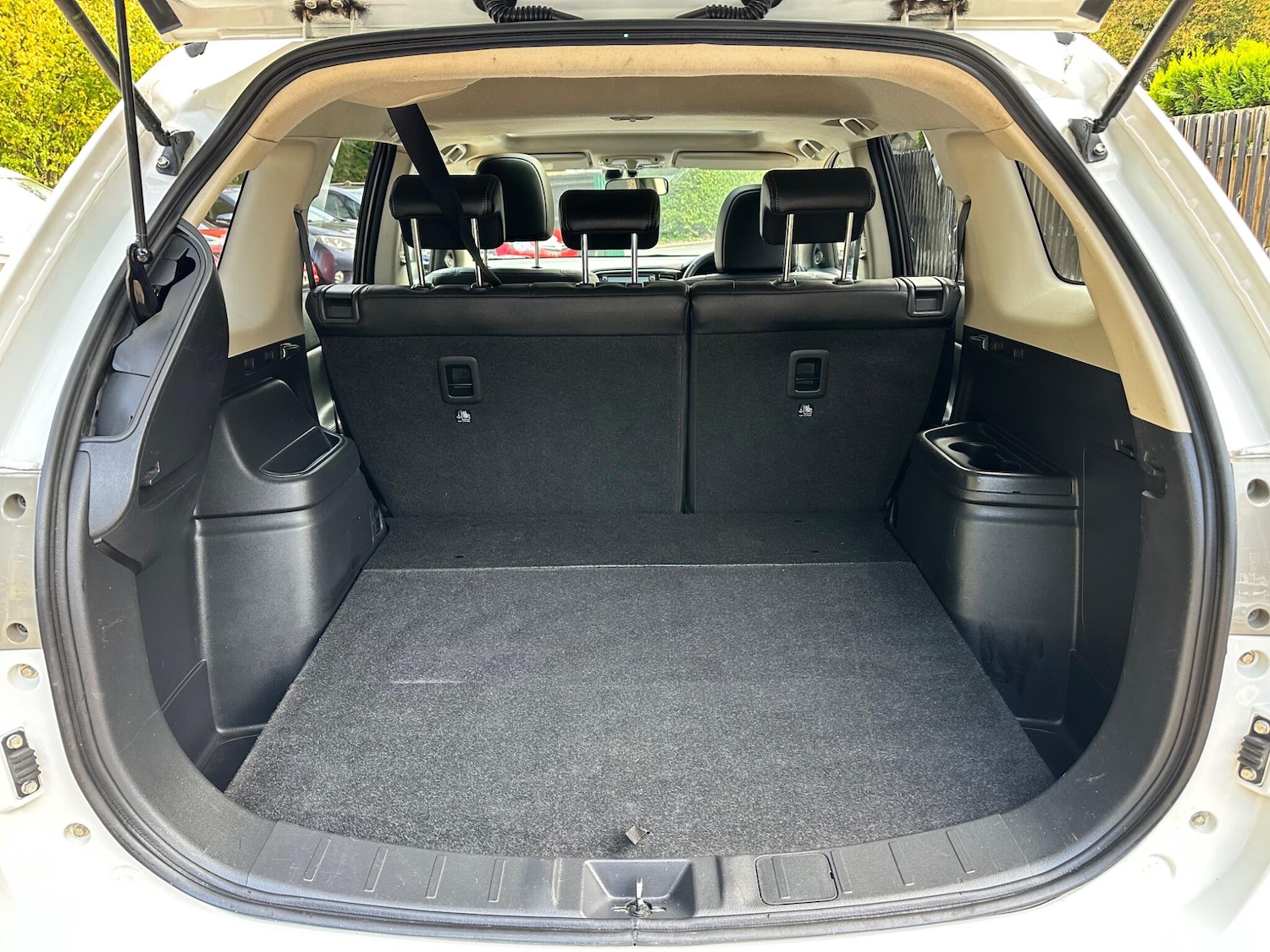 Used Mitsubishi Outlander 2015 for sale - 76993918: Photo 20