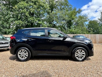 Used Hyundai TUCSON 2017 for sale - 79553565: Photo