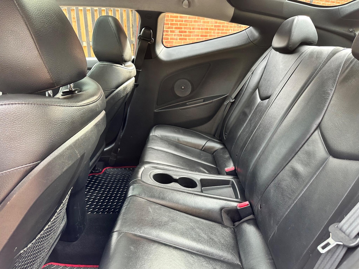 Used Hyundai Veloster 2012 for sale - 76423597: Photo 17