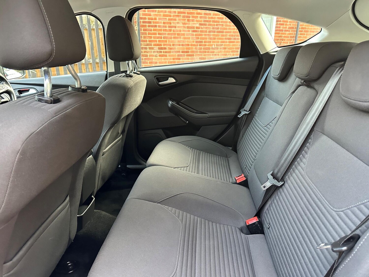 Used Ford Focus 2017 for sale - 76388191: Photo 19