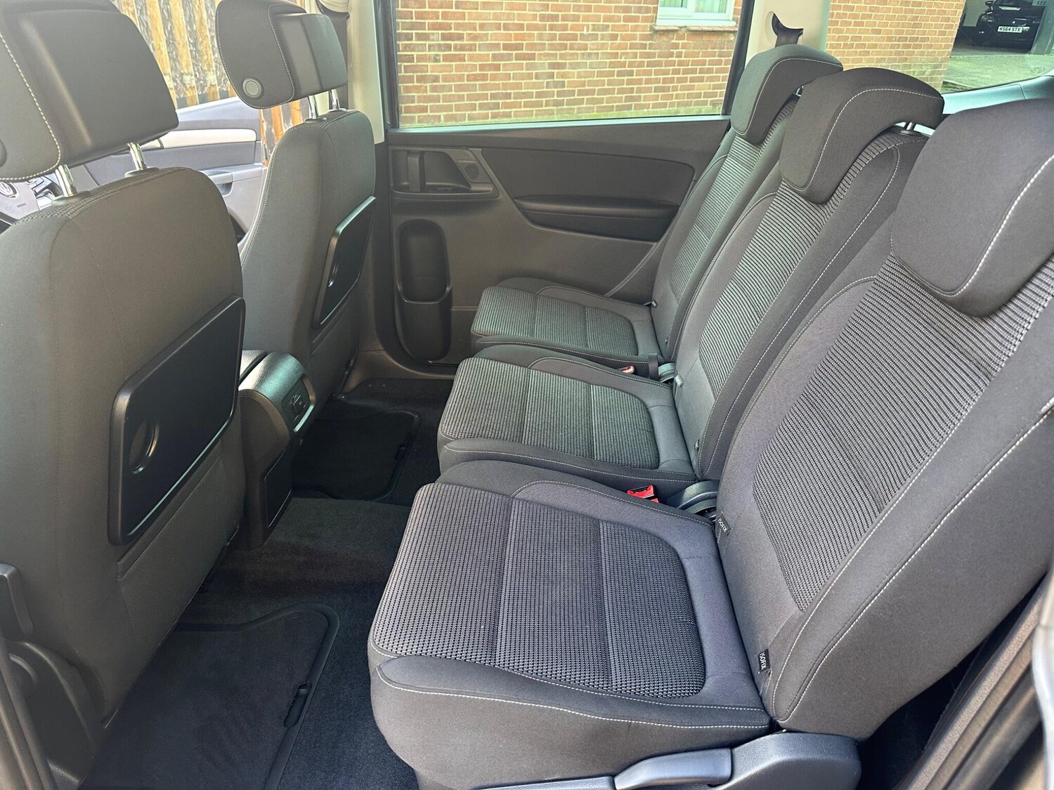 Used Volkswagen Sharan 2016 for sale - 76399031: Photo 11