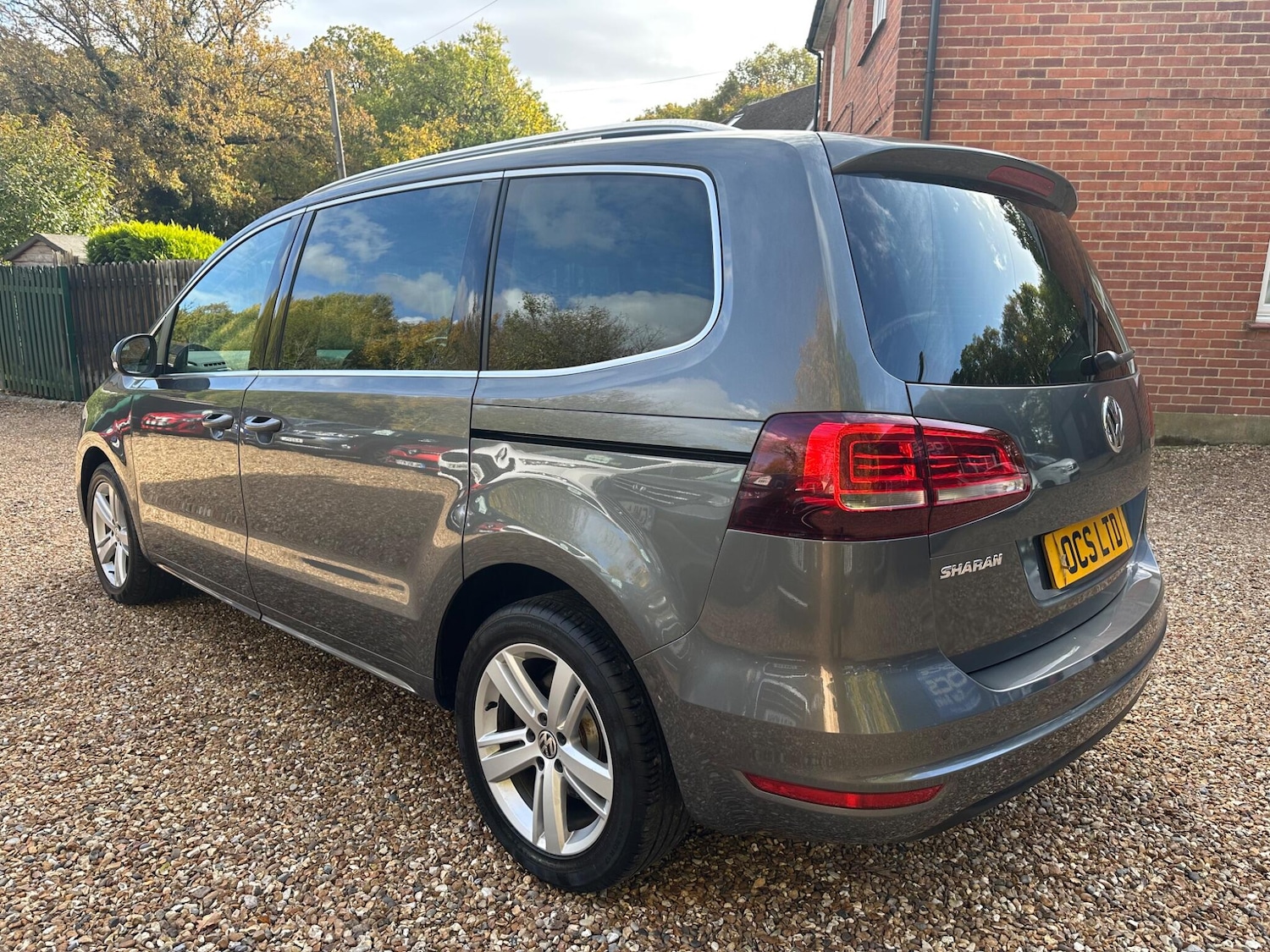 Used Volkswagen Sharan 2016 for sale - 76399031: Photo 6