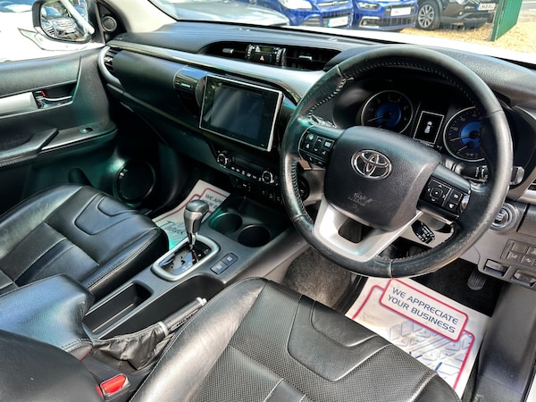 Used Toyota Hilux 2017 for sale - 75623217: Photo 11