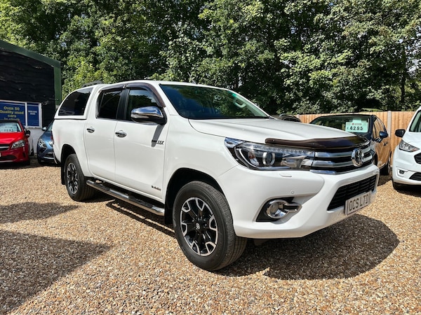 Used Toyota Hilux 2017 for sale - 75623217: Photo 1