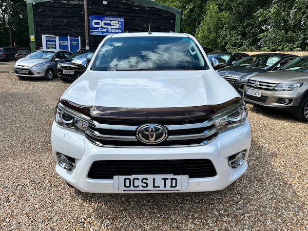 Used Toyota Hilux 2017 for sale - 75623217: Photo 9