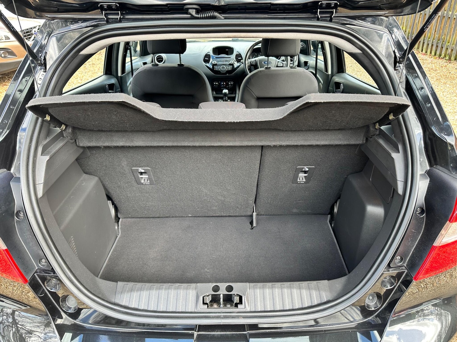 Used Ford Ka+ 2016 for sale - 78086333: Photo 18