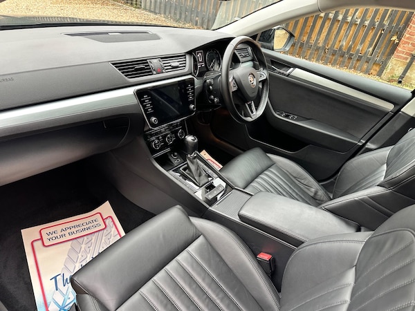 Used Skoda Superb 2018 for sale - 76269960: Photo 17