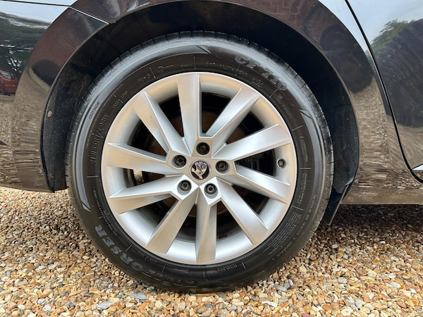 Used Skoda Superb 2018 for sale - 76269960: Photo 23
