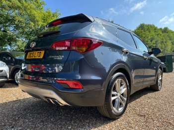 Used Hyundai Santa Fe 2016 for sale - 74738407: Photo
