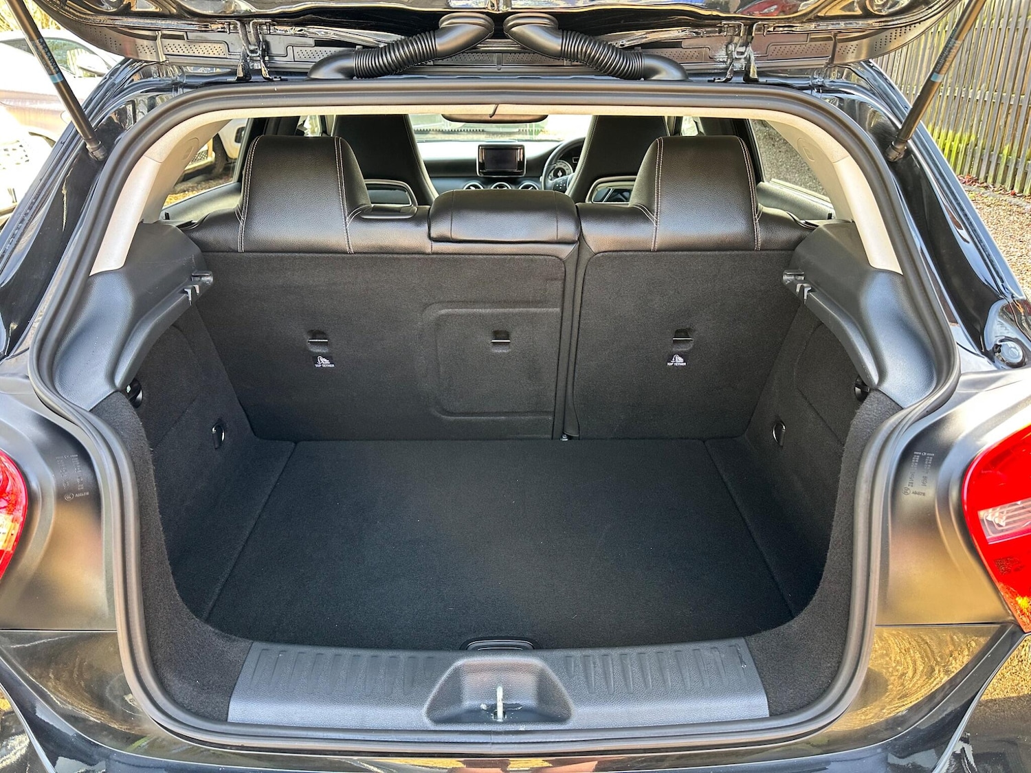 Used Mercedes-Benz A-Class 2013 for sale - 78086515: Photo 17