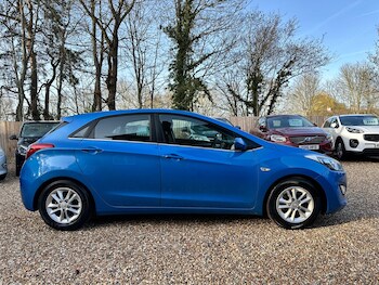 Used Hyundai i30 2016 for sale - 77671124: Photo