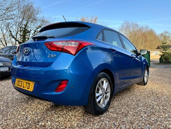 Used Hyundai i30 2016 for sale - 77671124: Photo