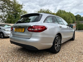 Used Mercedes-Benz C Class 2019 for sale - 79794738: Photo